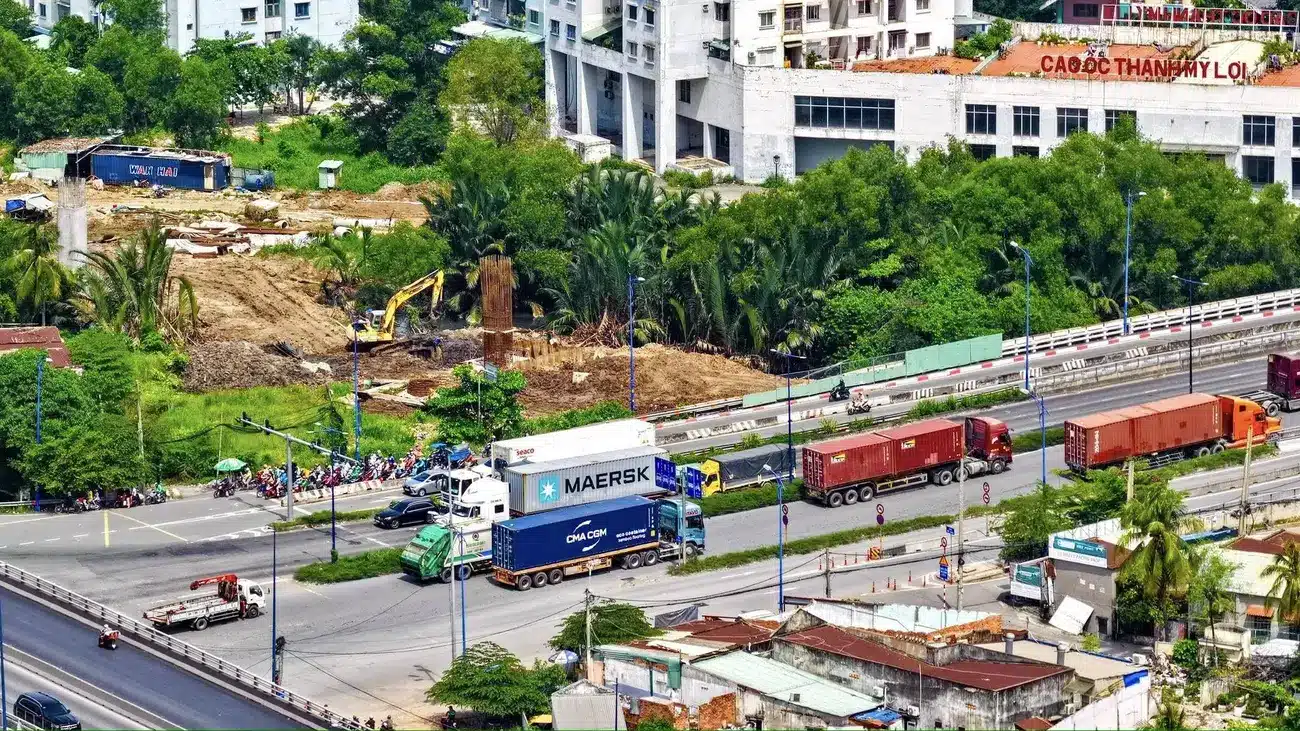 Hạ tầng giao thông được nâng cấp giúp tăng giá trị bất động sản Gladia Khang Điền.